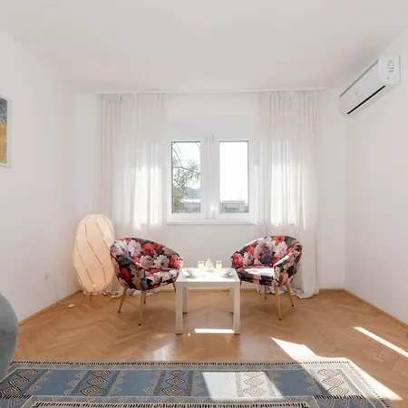Apartment Tana
